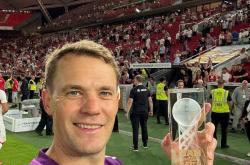 开云体育APP下载-拜仁新王者：诺伊尔神扑，梅西失点的简单介绍