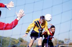 开云体育在线-比赛节奏快速，球员奋力拼搏