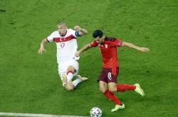 开云体育在线-英格兰战胜匈牙利，保持不败纪录