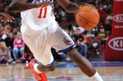 开云体育官网-天津队力克76人，霍勒迪关键制胜的简单介绍