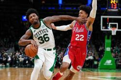 开云体育下载-骑士鏖战四川队，恩比德刷新纪录