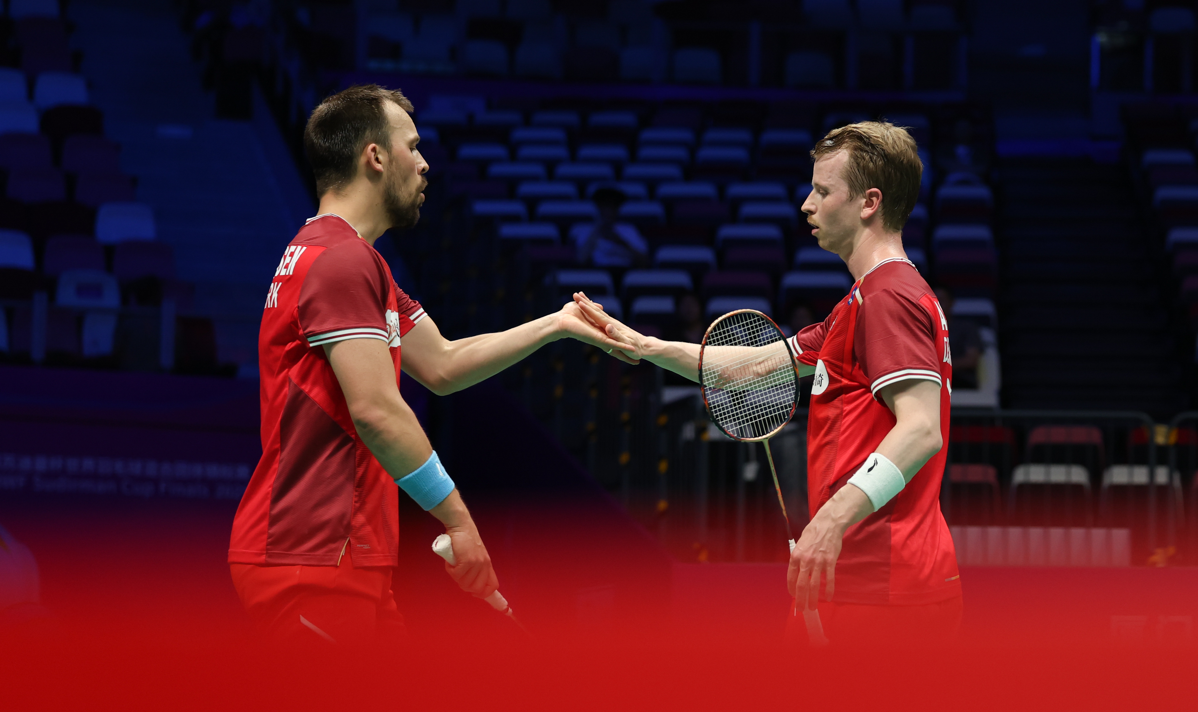 英格兰羽毛球队碾压马来西亚羽毛球队，林丹关键制胜的简单介绍