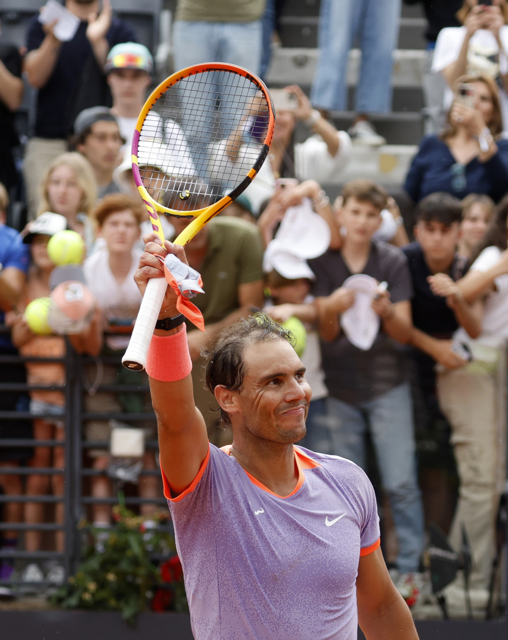 西班牙网球队绝地反击日本网球队,纳达尔统治全场的简单介绍 西班牙网球队绝地反击日本网球队,纳达尔统治全场的简单介绍