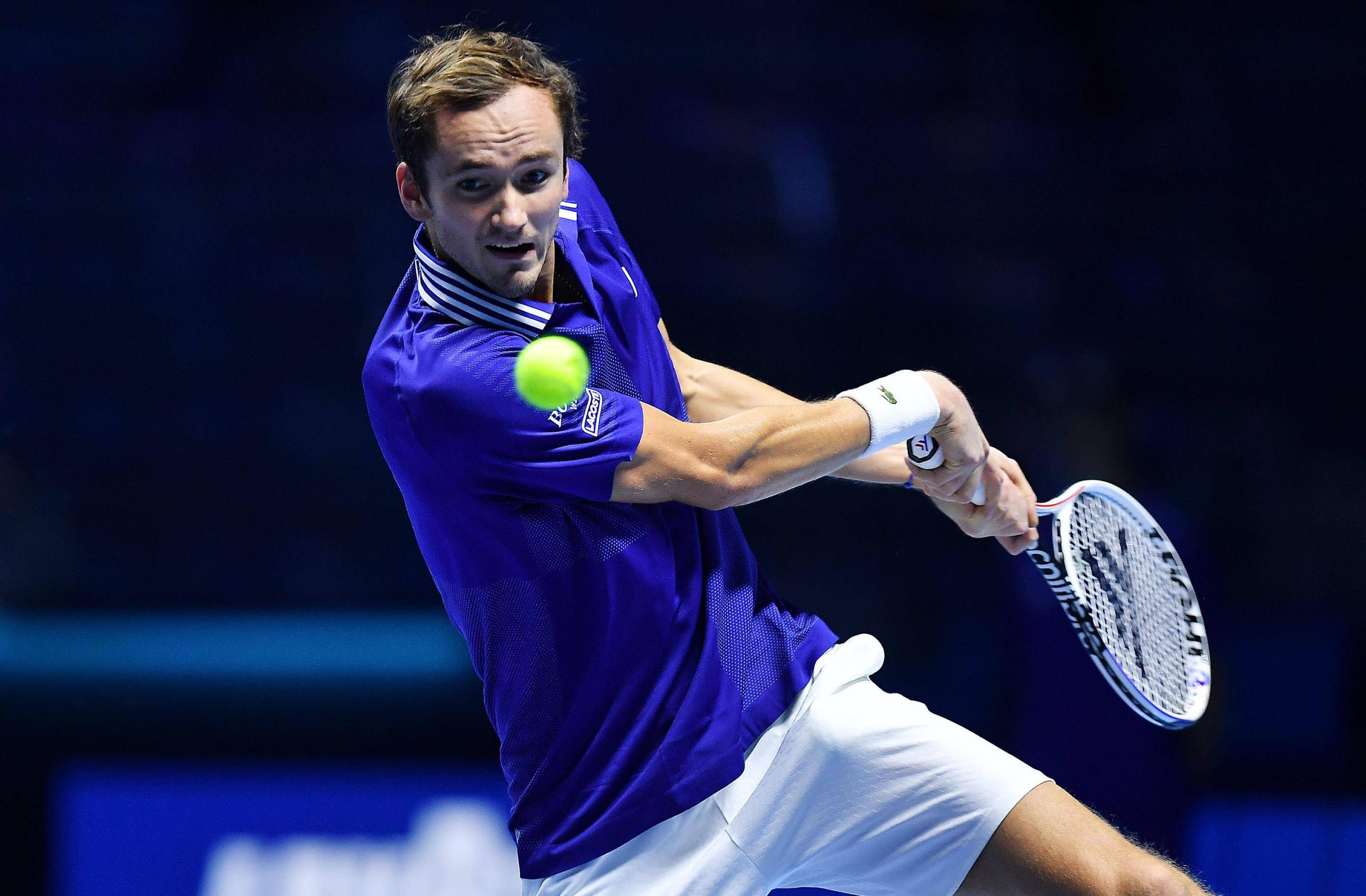 年终总决赛绝杀ATP总决赛,梅德韦杰夫统治全场 年终总决赛绝杀ATP总决赛,梅德韦杰夫统治全场